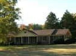 151 N Walkers Mill Rd, Griffin, GA 30223