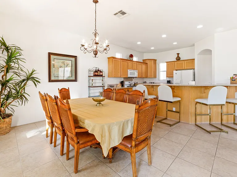 48861 Heifitz Dr — Photo 6