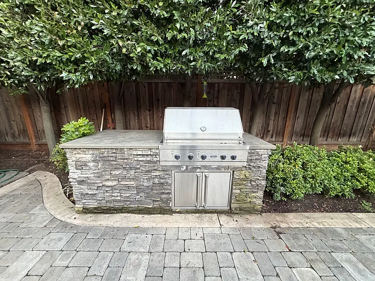 383 Hedge Rd — Photo 34