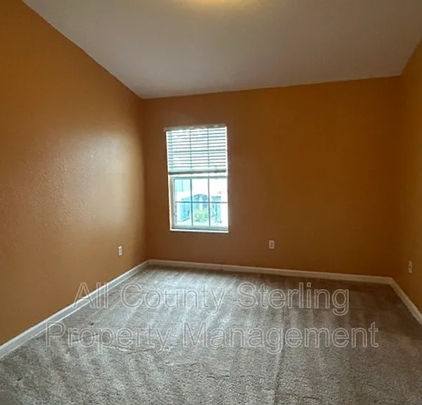 5052 Hawkstone Dr — Photo 17