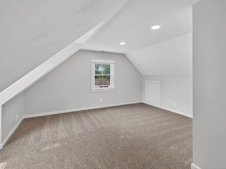 816 Martin Ave — Photo 15