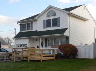 12A Elgin Rd, Amity Harbor, NY 11701