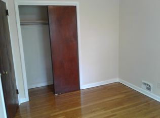 6833 Lee Ave, Pennsauken, NJ 08110