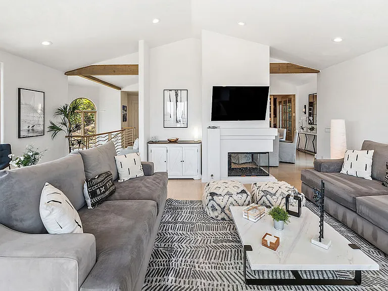 7782 Lookout Dr — Photo 15