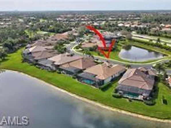 7636 Sussex Ct, Naples, FL 34113