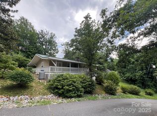 130 Sherwood Dr, Lake Lure, NC 28746
