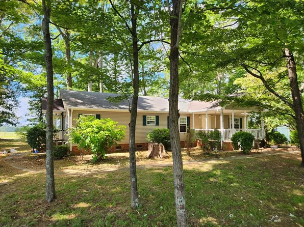 24522 Jeb Stuart Hwy, Stuart, VA 24171