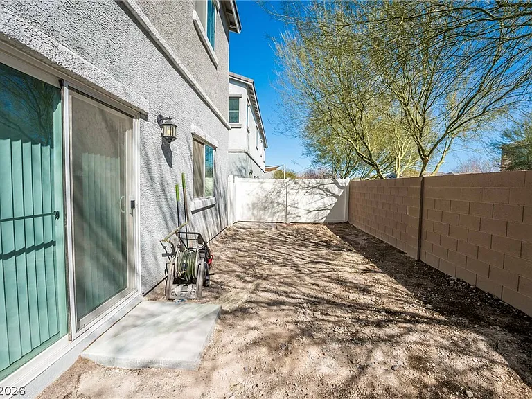 2725 Rainy Meadows Ave — Photo 44