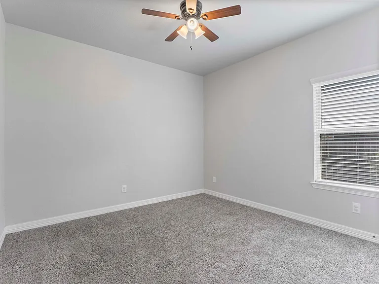 244 Mossy Meadow Dr — Photo 14