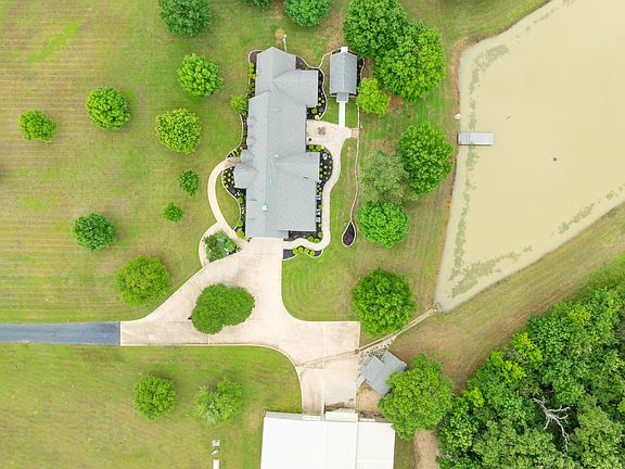3rd image of 3116 Stillhouse Rd