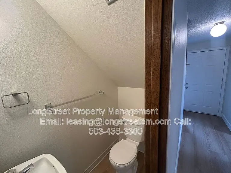 3211 SE Wake St #1 — Photo 13
