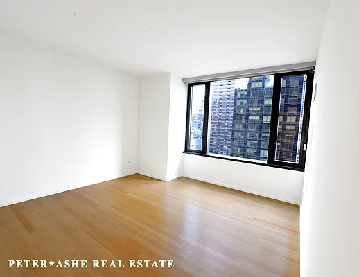 Rented by Peter Ashe | media 7