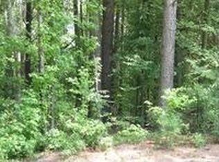 195 Nicolas Rd, Royston, GA 30662