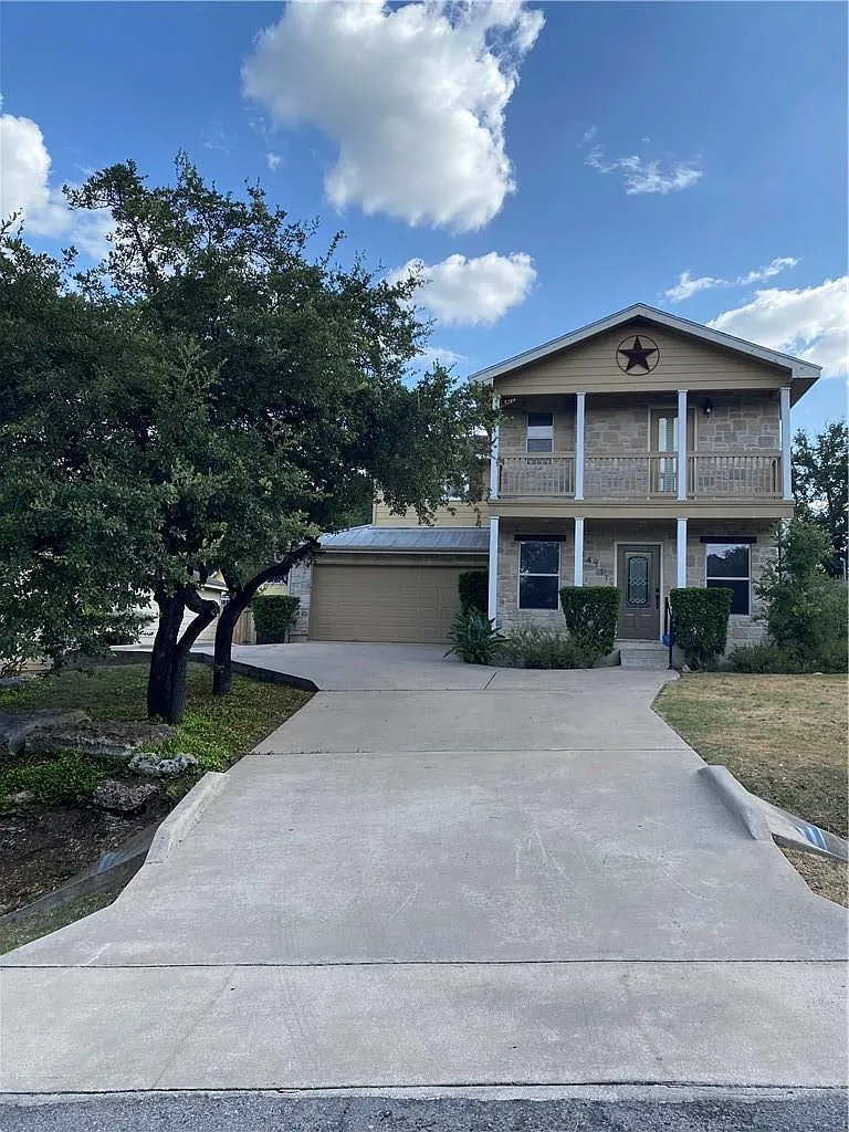 3 bed, 2.5 bath, 1729 sqft, $2,295 — Photo 4
