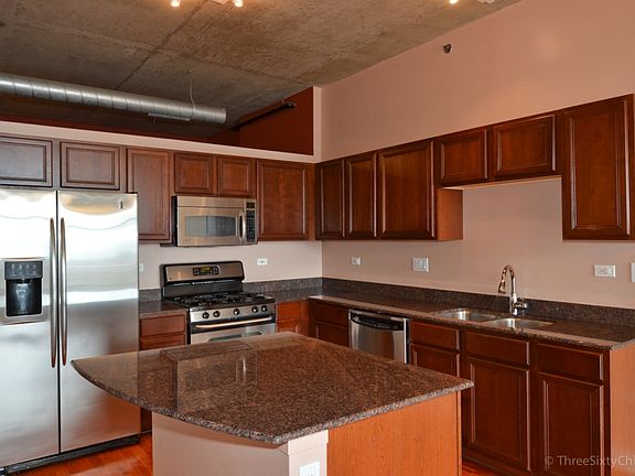 5th image of 1305 S Michigan Ave APT 1203