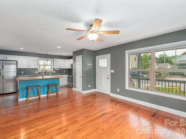 5 Declan Dr, Weaverville, NC 28787