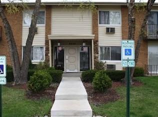 8868 Kenneth Dr #105E, Des Plaines, IL 60016