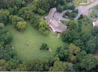 1 Waterfront Estates Dr, Lancaster, PA 17602