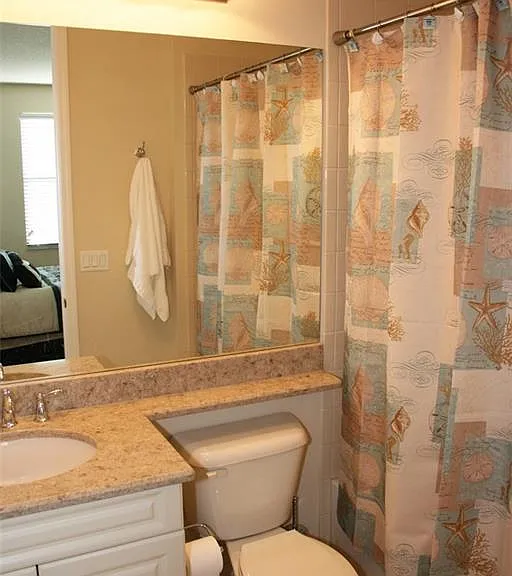 3296 Pacific Dr — Photo 17