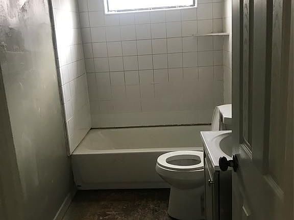 3rd image of 9426 Cathedral Dr