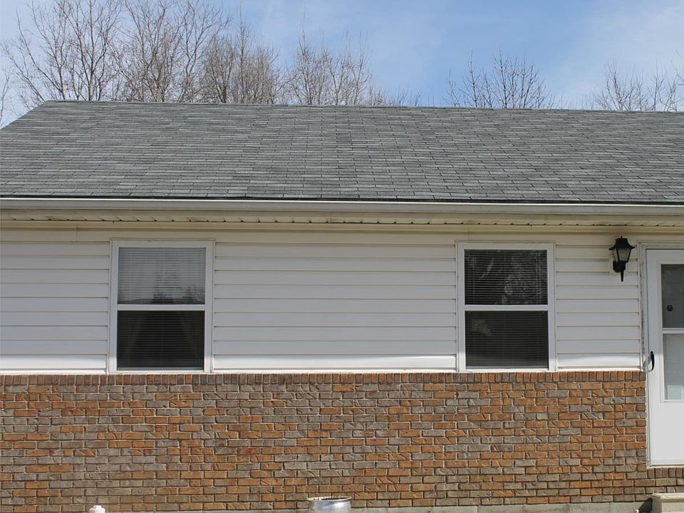 2nd image of 1395 Sweitzer St APT 23