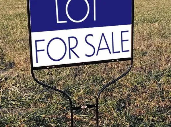 441 W 5th St, Crooks, SD 57020