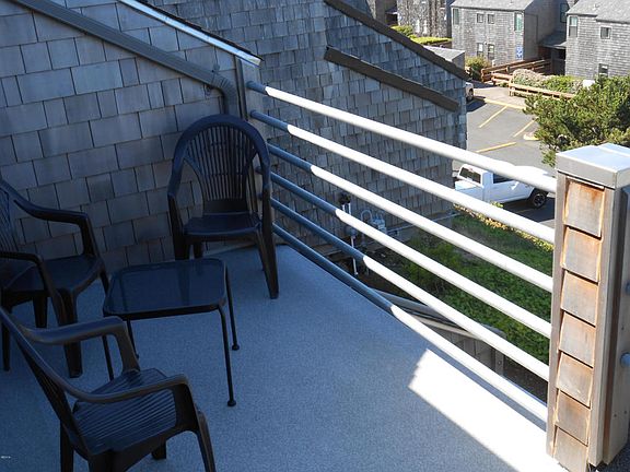 5th image of 1000 SE Bay Blvd #531-631