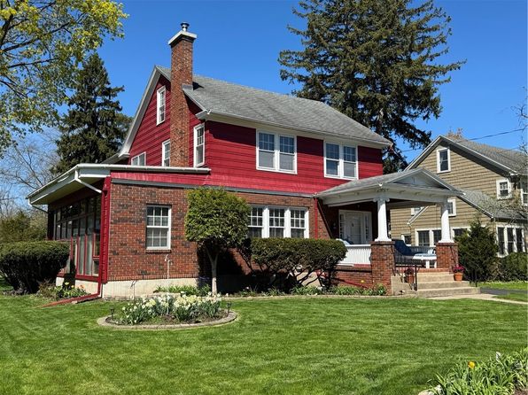 98 Hillcrest Ave, Geneva, NY 14456