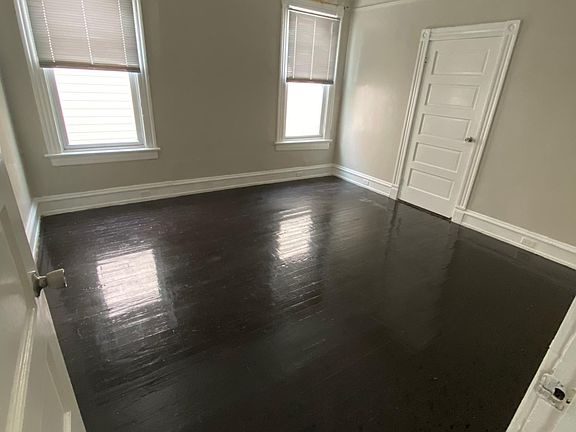 4th image of 710 Chimborazo Blvd #2