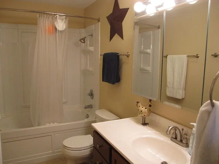 2317 Butternut Ct — Photo 9