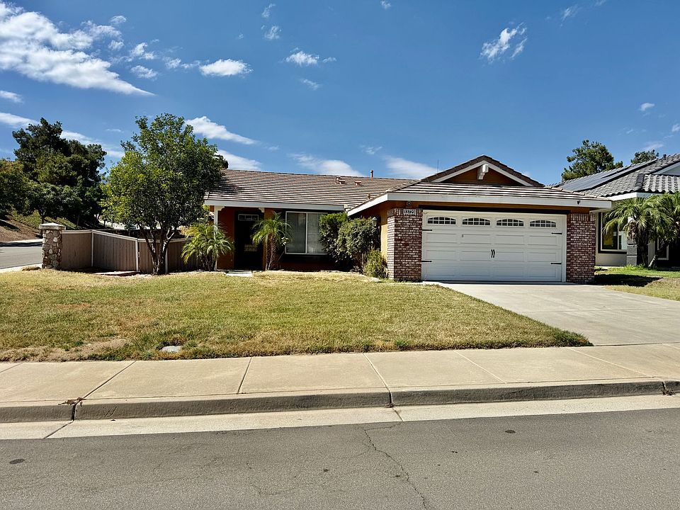 1st image of 13729 Basswood Dr