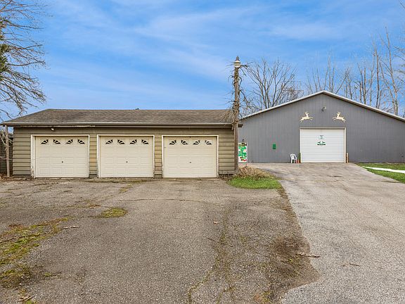 4th image of 1123 W Marquette Woods Rd