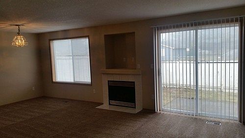 4th image of 16406 NE 9th Way
