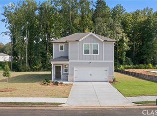 292 Red Dragon Dr, Jefferson, GA 30549