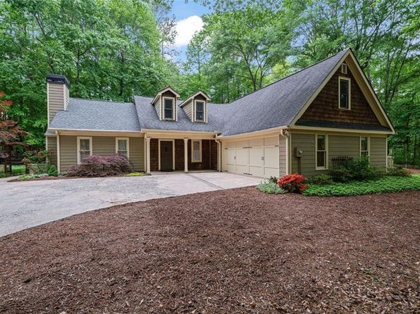 5755 Hendrix Rd, Cumming, GA 30040