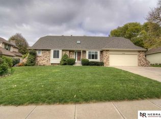 14916 Izard St, Omaha, NE 68154
