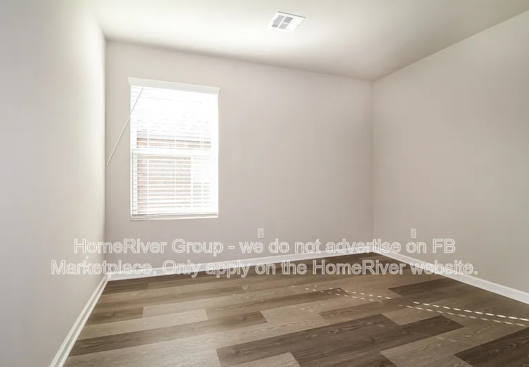10504 SW 41st St — Photo 13