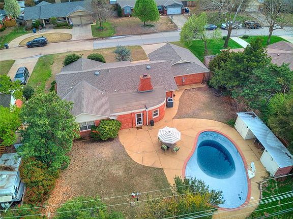 2nd image of 2937 N Kent Dr