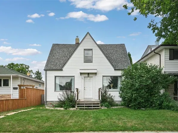 371 McKay Ave, Winnipeg, MB R2G 0N5