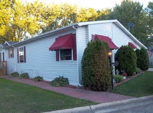 1165 Country Club Rd, Elgin, IL 60123