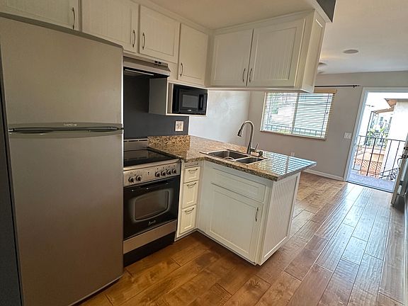 5th image of 3747 32nd St APT 7