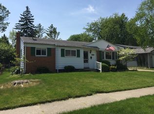 1809 Gay Ln, Lansing, MI 48912