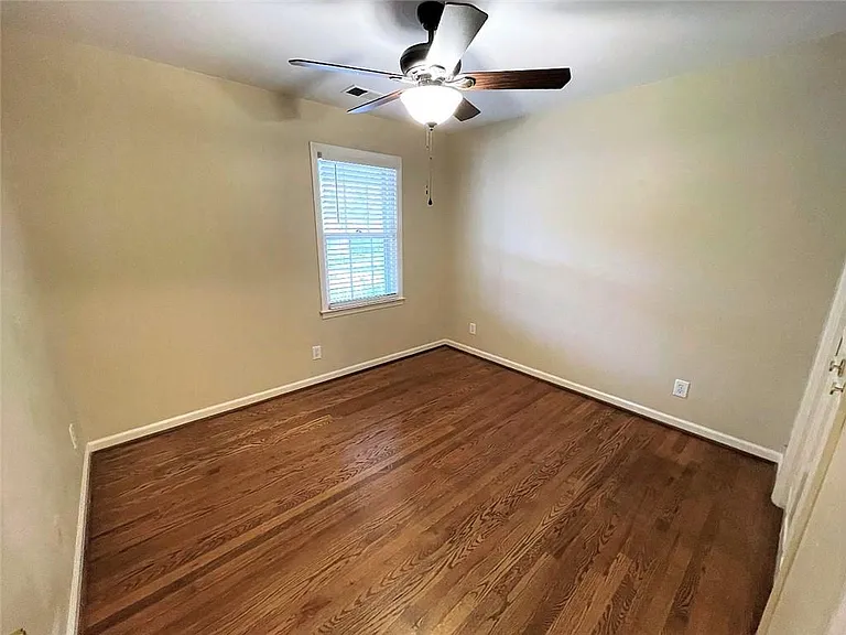 1150 Falstaff Dr — Photo 29