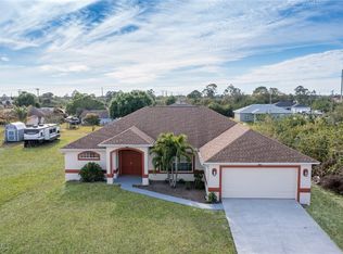 1402 Fred Ave S, Lehigh Acres, FL 33971