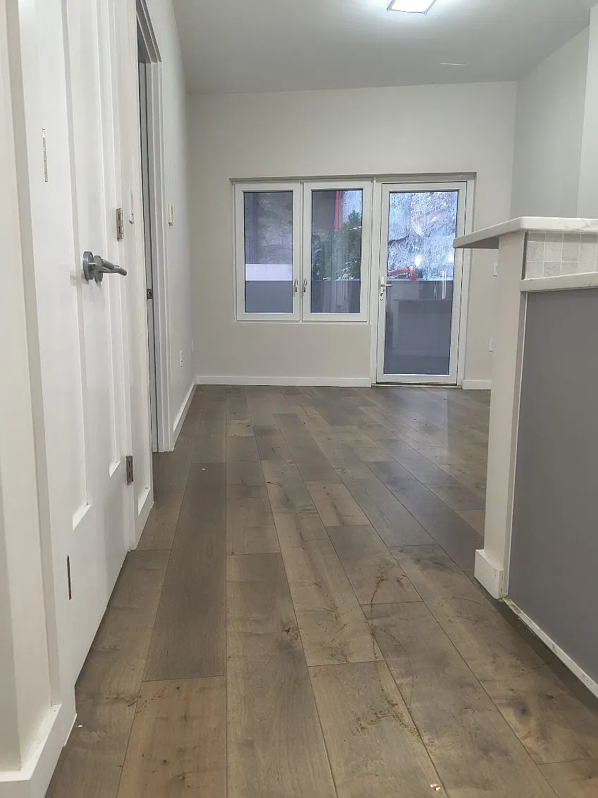 112 Seaman Avenue — Photo 4