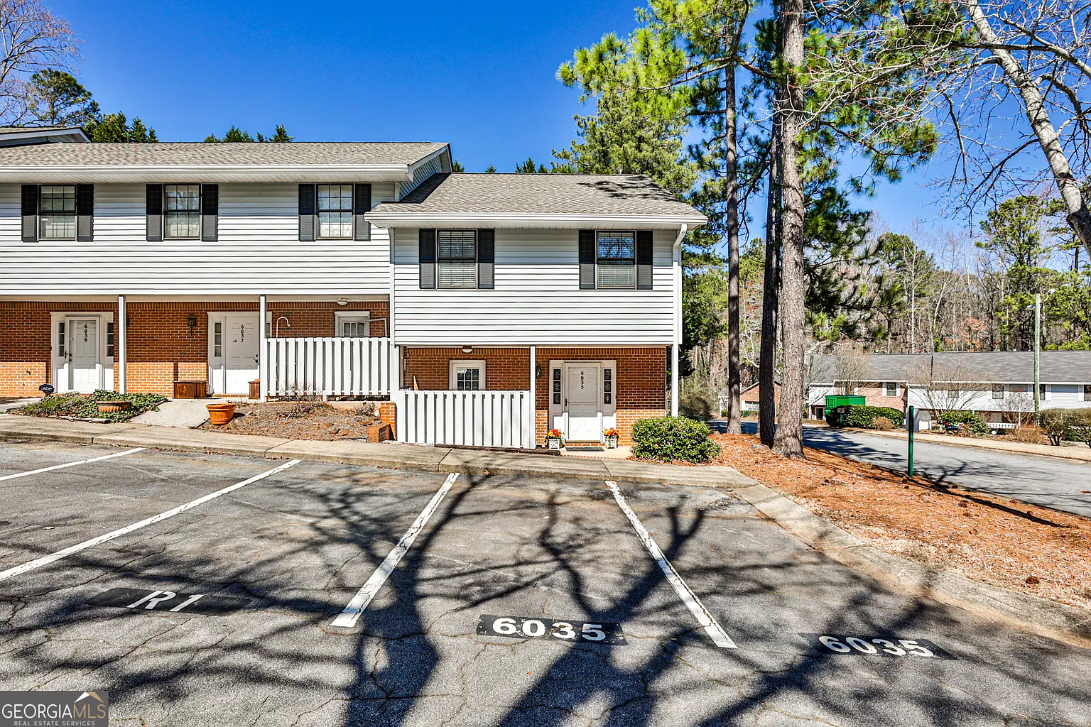 6035 Wintergreen Rd photo 1