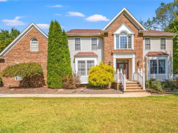 14020 Kimpton Trl, Hiram, OH 44234