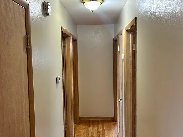 421-423 Beech St — Photo 5