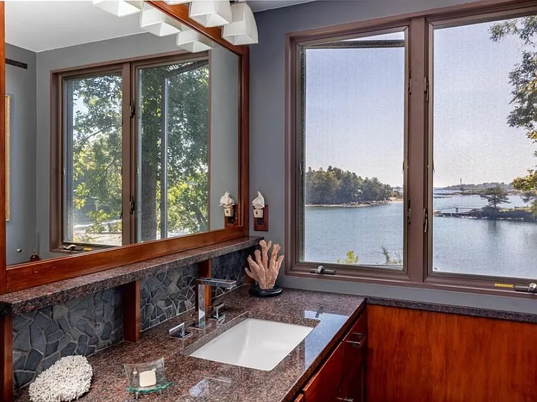 6 Crowninshield Rd — Photo 15