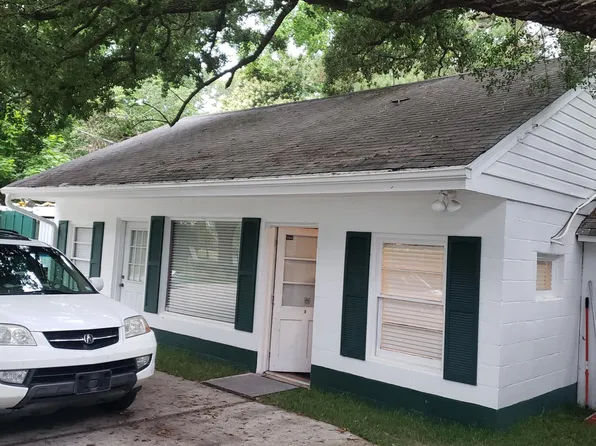 805 Caldwell St #2, Lumberton, NC 28358